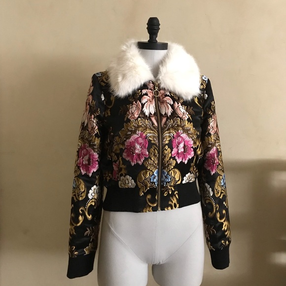 Floral Brocade Jacket with Faux Fur Collar - Picture 3 of 11